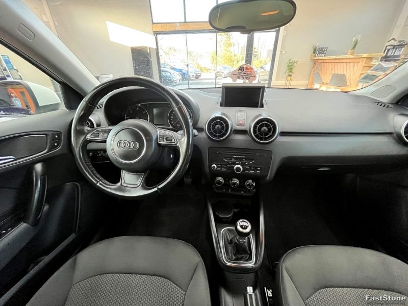 AUDI A1 SPORTBACK 1.6 TDI 90CV AMBIENTE CARNET ENTRETIENT OK 