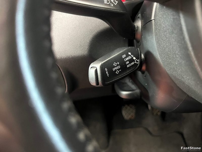 AUDI A1 SPORTBACK 1.6 TDI 90CV AMBIENTE CARNET ENTRETIENT OK 