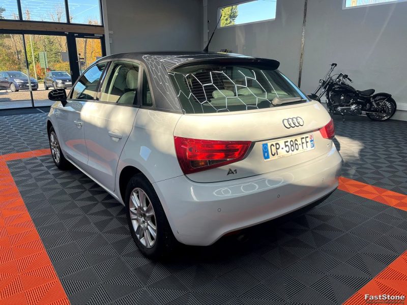 AUDI A1 SPORTBACK 1.6 TDI 90CV AMBIENTE CARNET ENTRETIENT OK 