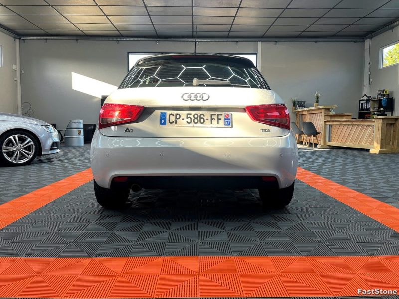 AUDI A1 SPORTBACK 1.6 TDI 90CV AMBIENTE CARNET ENTRETIENT OK 