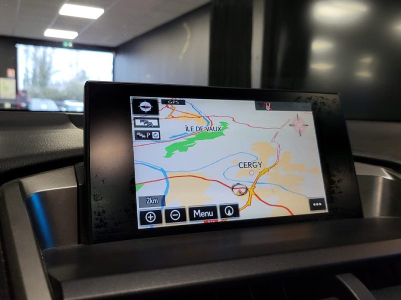 LEXUS NX300H 4WD F SPORT / TOIT PANORAMIQUE / SUIVI COMPLET 2015