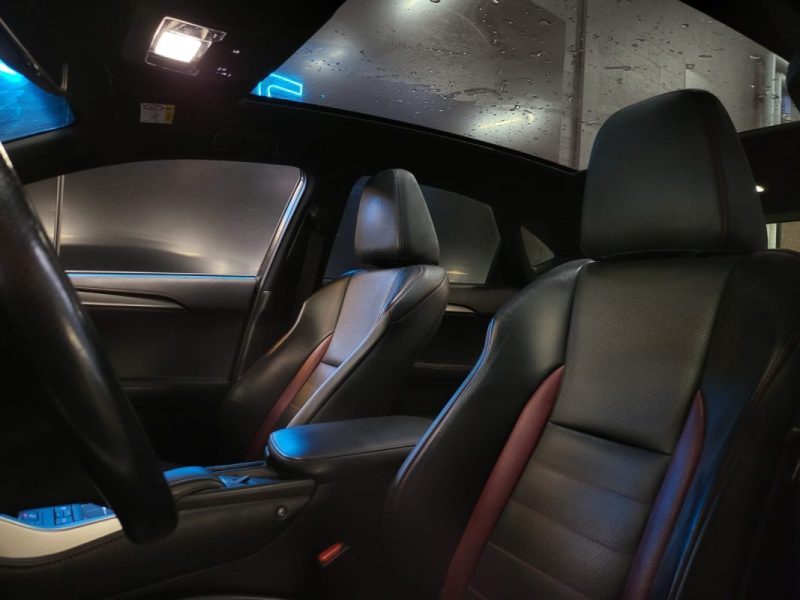 LEXUS NX300H 4WD F SPORT / TOIT PANORAMIQUE / SUIVI COMPLET 2015