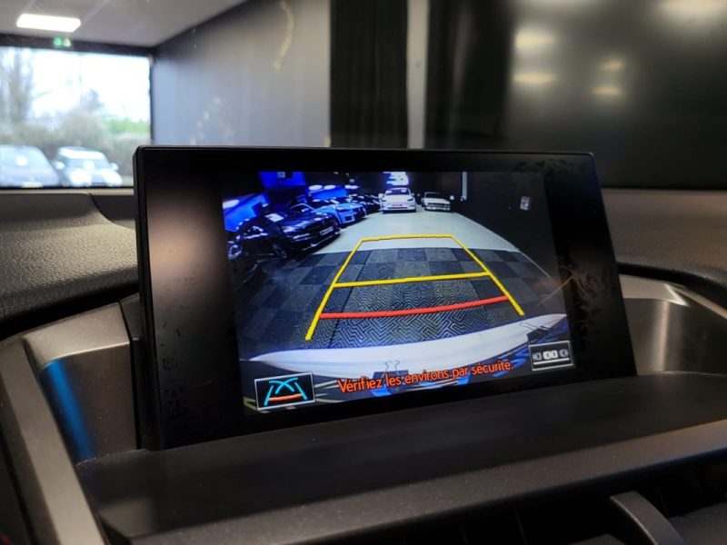 LEXUS NX300H 4WD F SPORT / TOIT PANORAMIQUE / SUIVI COMPLET 2015