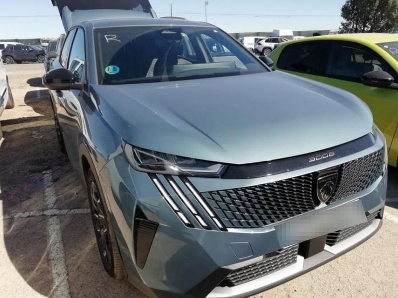 Peugeot 3008 (Nouveau) 1.2i Hybrid 145 Allure e-DCS6 PackNav21 Radar Ar Camera