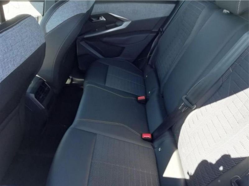 Peugeot 3008 (Nouveau) 1.2i Hybrid 145 Allure e-DCS6 PackNav21 Radar Ar Camera