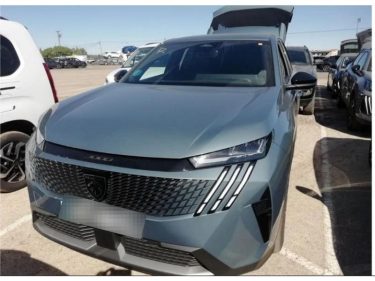 Peugeot 3008 (Nouveau) 1.2i Hybrid 145 Allure e-DCS6 PackNav21 Radar Ar Camera