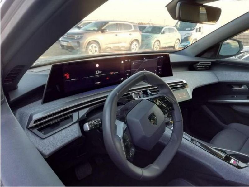 Peugeot 3008 (Nouveau) 1.2i Hybrid 145 Allure e-DCS6 PackNav21 Radar Ar Camera