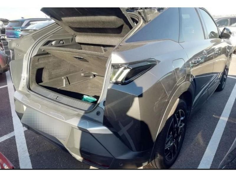 Peugeot 3008 (Nouveau) 1.2i Hybrid 145 Allure e-DCS6 PackNav21 Radar Ar Camera