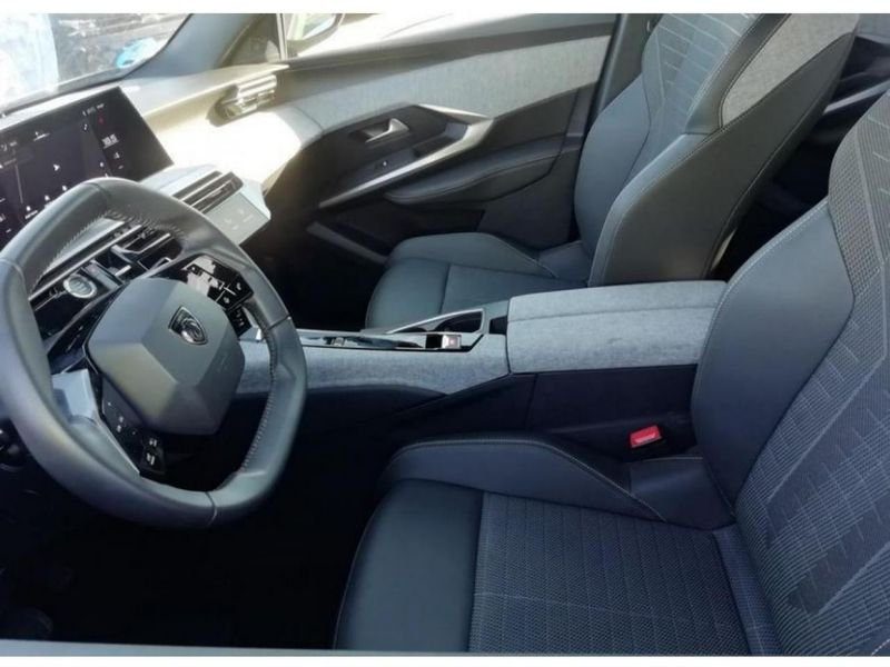 Peugeot 3008 (Nouveau) 1.2i Hybrid 145 Allure e-DCS6 PackNav21 Radar Ar Camera