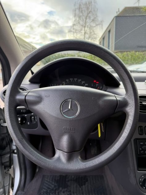 MERCEDES CLASSE A 160 100CV FAMILY CLASSIC 1.6l