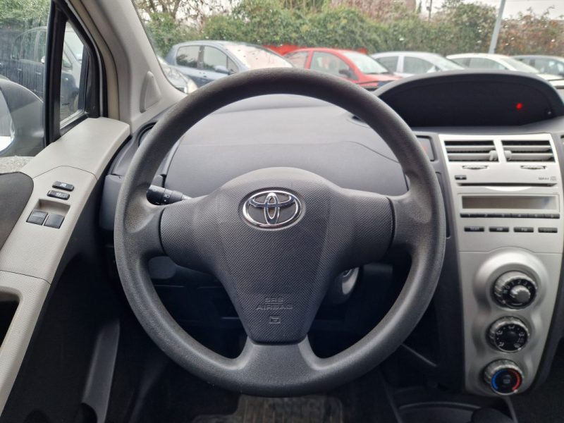 TOYOTA YARIS II 1.0L VVT-I 68CV GARANTIE REVISE 2008