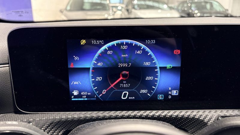 Mercedes Classe A 180d  116ch Business Line -  7G-DCT - Phares led - Intérieur semi cuir 