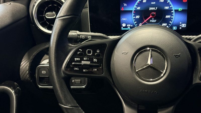 Mercedes Classe A 180d  116ch Business Line -  7G-DCT - Phares led - Intérieur semi cuir 