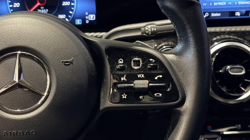 Mercedes Classe A 180d  116ch Business Line -  7G-DCT - Phares led - Intérieur semi cuir 