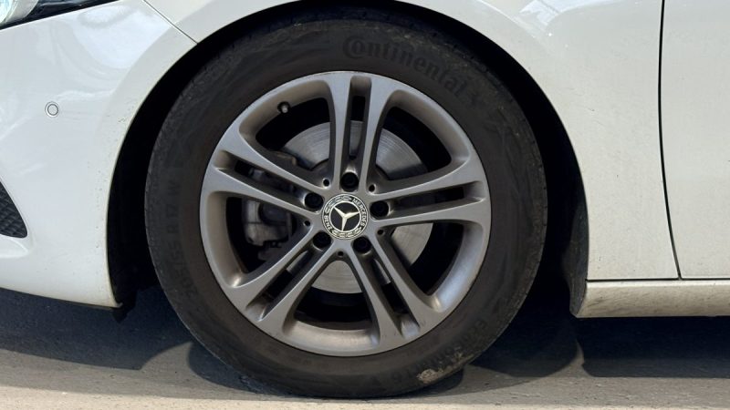 Mercedes Classe A 180d  116ch Business Line -  7G-DCT - Phares led - Intérieur semi cuir 