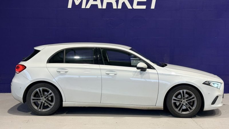 Mercedes Classe A 180d  116ch Business Line -  7G-DCT - Phares led - Intérieur semi cuir 