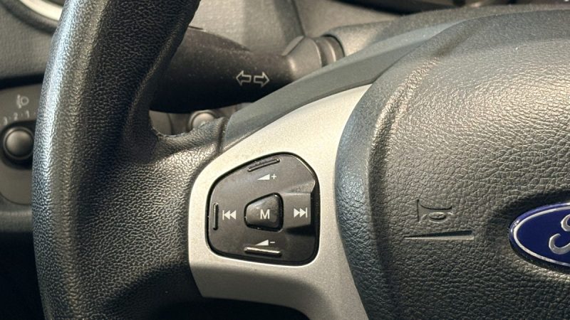 Ford Fiesta 1.2 82ch  Ambiante  - Régulateur de vitesse - Ideal jeune permis - Distribution faite 