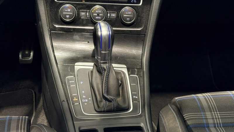 Volkswagen Golf 7 GTE 204ch - Toit ouvrant - Appel carplay- Phare led 