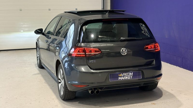 Volkswagen Golf 7 GTE 204ch - Toit ouvrant - Appel carplay- Phare led 