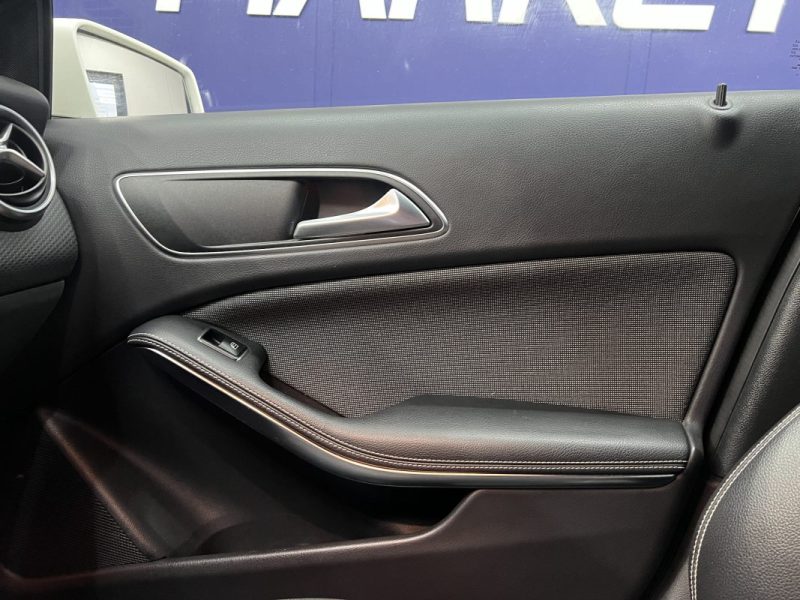 Mercedes Classe A 160 102ch Sensation | 127 000 KM | Caméra de recul | Moteur à chaîne