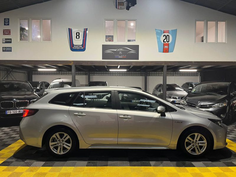 MAGNIFIQUE TOYOTA COROLLA TOURING DYNAMIC BUSINESS 122 CH (GARANTIE CONSTRUCTEUR, APPLE CARPLAY)