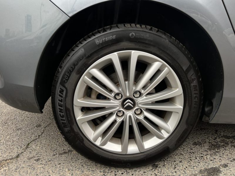 CITROEN C4 II 1.6 E HDI 110 Cv BOITE AUTOMATIQUE GPS TOIT PANORAMIQUE CRIT AIR 2 - GARANTIE 1 AN