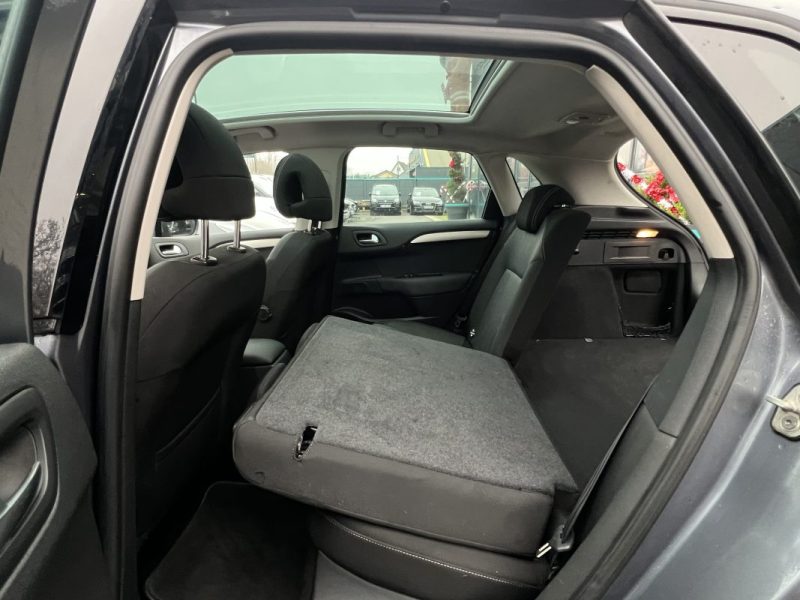 CITROEN C4 II 1.6 E HDI 110 Cv BOITE AUTOMATIQUE GPS TOIT PANORAMIQUE CRIT AIR 2 - GARANTIE 1 AN