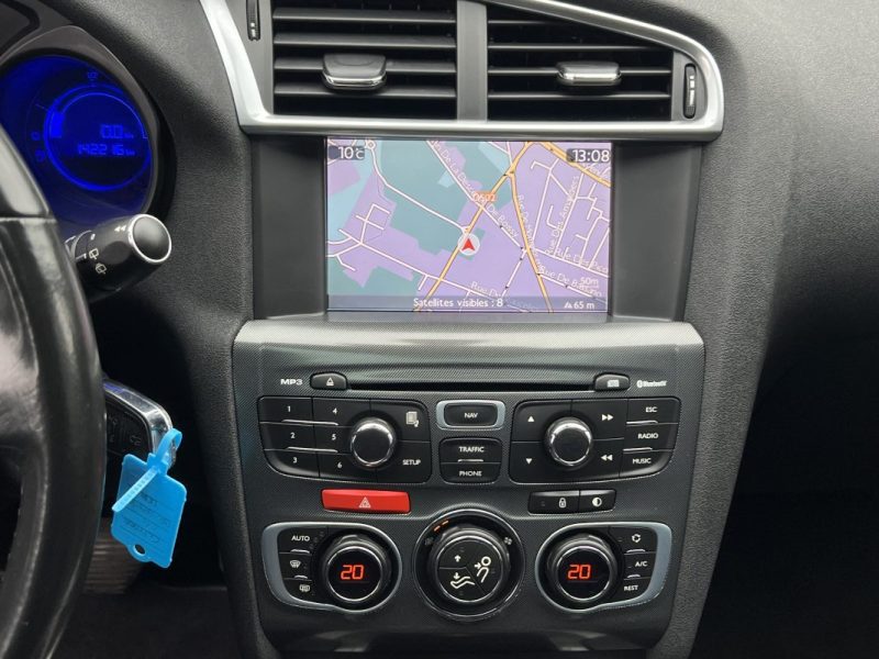 CITROEN C4 II 1.6 E HDI 110 Cv BOITE AUTOMATIQUE GPS TOIT PANORAMIQUE CRIT AIR 2 - GARANTIE 1 AN