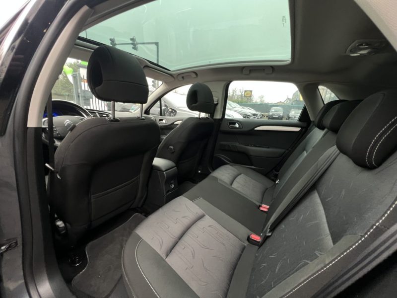 CITROEN C4 II 1.6 E HDI 110 Cv BOITE AUTOMATIQUE GPS TOIT PANORAMIQUE CRIT AIR 2 - GARANTIE 1 AN