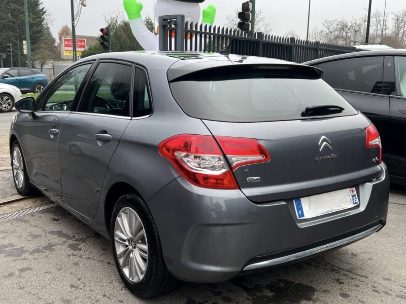 CITROEN C4 II 1.6 E HDI 110 Cv BOITE AUTOMATIQUE GPS TOIT PANORAMIQUE CRIT AIR 2 - GARANTIE 1 AN