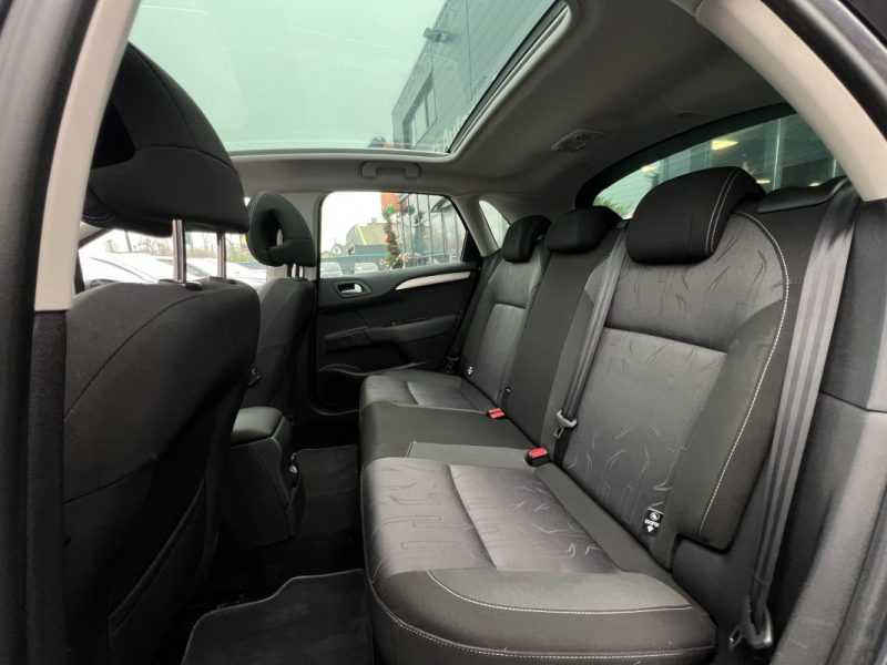 CITROEN C4 II 1.6 E HDI 110 Cv BOITE AUTOMATIQUE GPS TOIT PANORAMIQUE CRIT AIR 2 - GARANTIE 1 AN