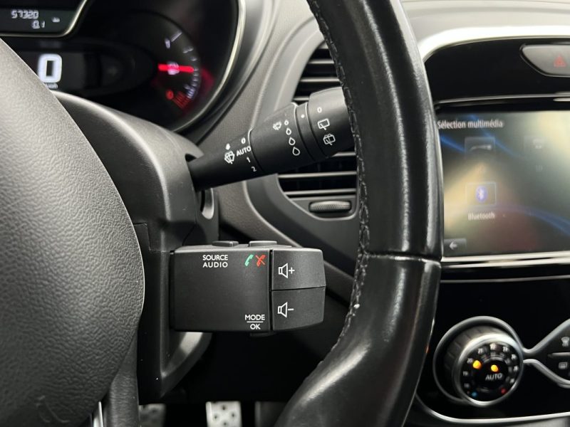 RENAULT CAPTUR PHASE 2 INTENS 1.3 TCE 130 Cv 1ERE MAIN GPS FEUX LEDS CRIT AIR 1 - GARANTIE 1 