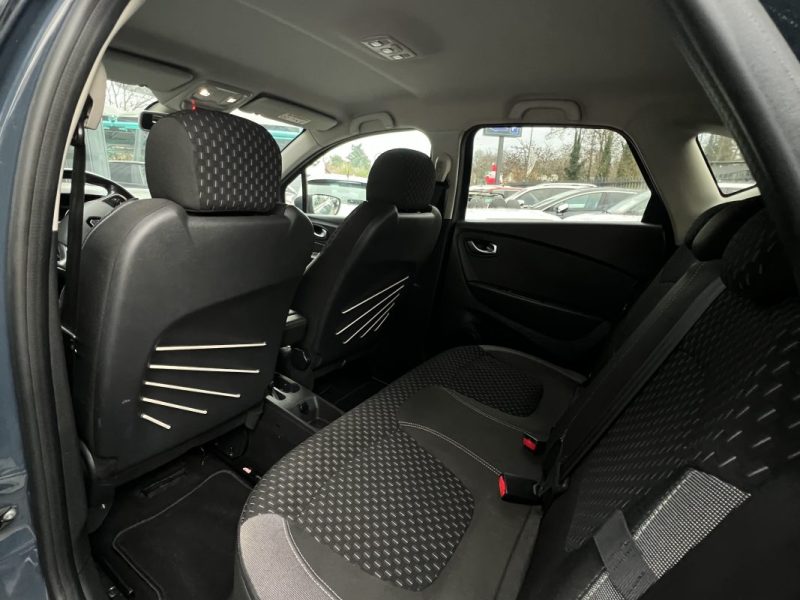 RENAULT CAPTUR PHASE 2 INTENS 1.3 TCE 130 Cv 1ERE MAIN GPS FEUX LEDS CRIT AIR 1 - GARANTIE 1 