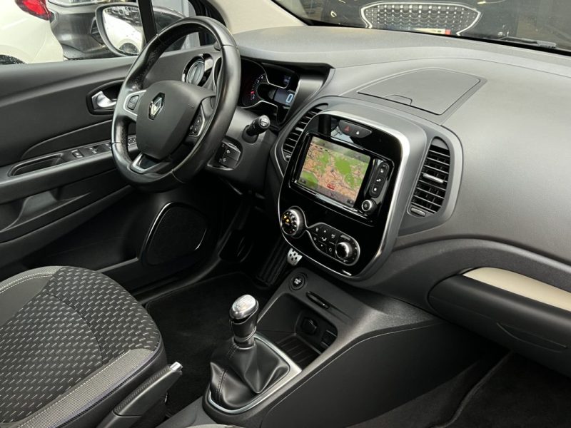 RENAULT CAPTUR PHASE 2 INTENS 1.3 TCE 130 Cv 1ERE MAIN GPS FEUX LEDS CRIT AIR 1 - GARANTIE 1 