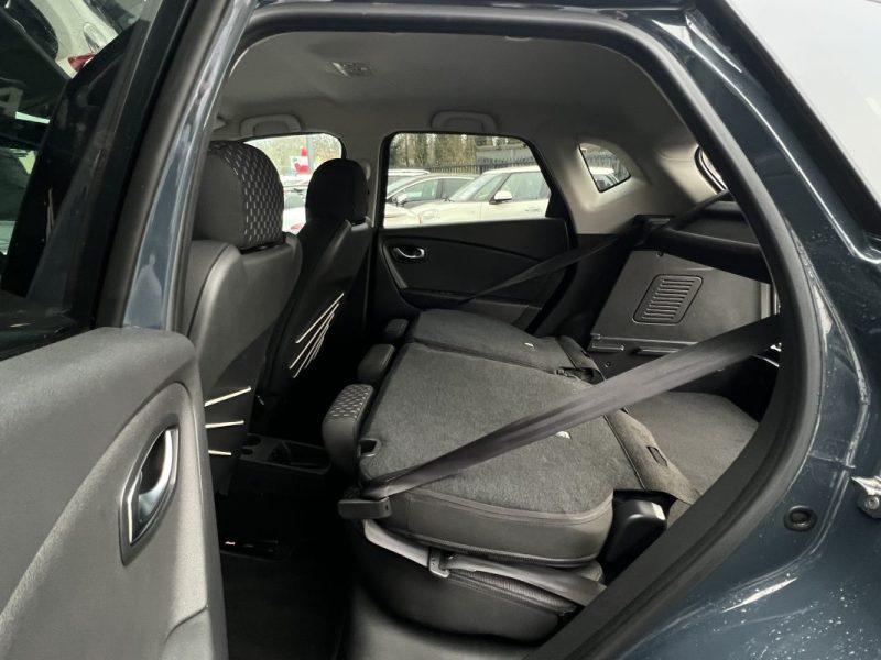 RENAULT CAPTUR PHASE 2 INTENS 1.3 TCE 130 Cv 1ERE MAIN GPS FEUX LEDS CRIT AIR 1 - GARANTIE 1 