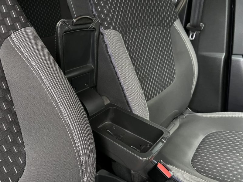 RENAULT CAPTUR PHASE 2 INTENS 1.3 TCE 130 Cv 1ERE MAIN GPS FEUX LEDS CRIT AIR 1 - GARANTIE 1 