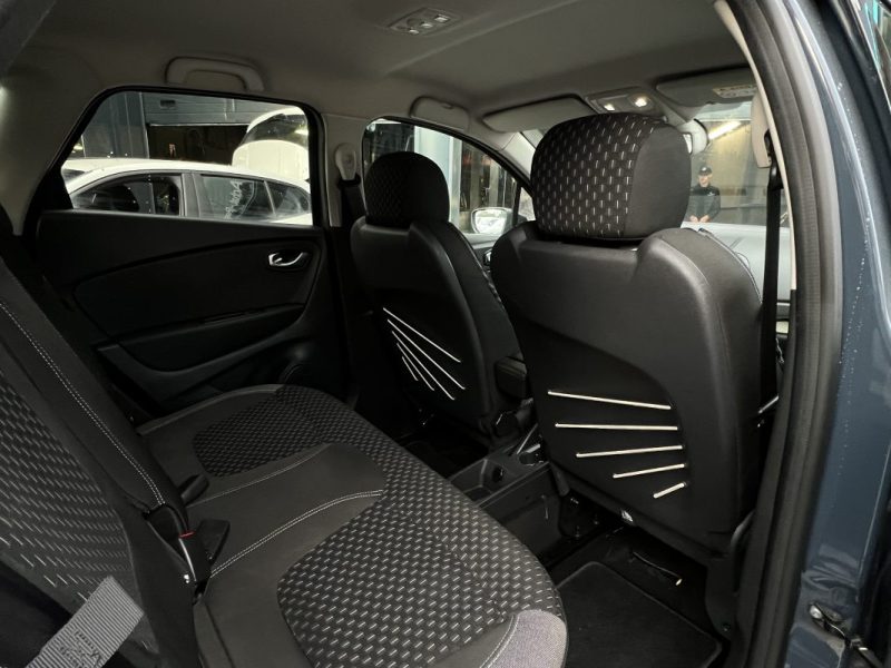 RENAULT CAPTUR PHASE 2 INTENS 1.3 TCE 130 Cv 1ERE MAIN GPS FEUX LEDS CRIT AIR 1 - GARANTIE 1 