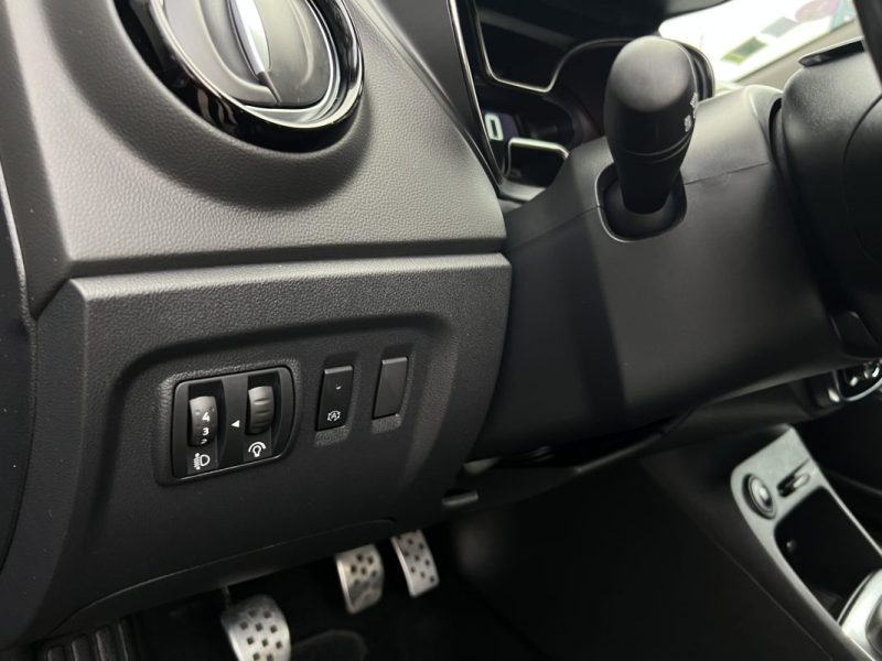 RENAULT CAPTUR PHASE 2 INTENS 1.3 TCE 130 Cv 1ERE MAIN GPS FEUX LEDS CRIT AIR 1 - GARANTIE 1 