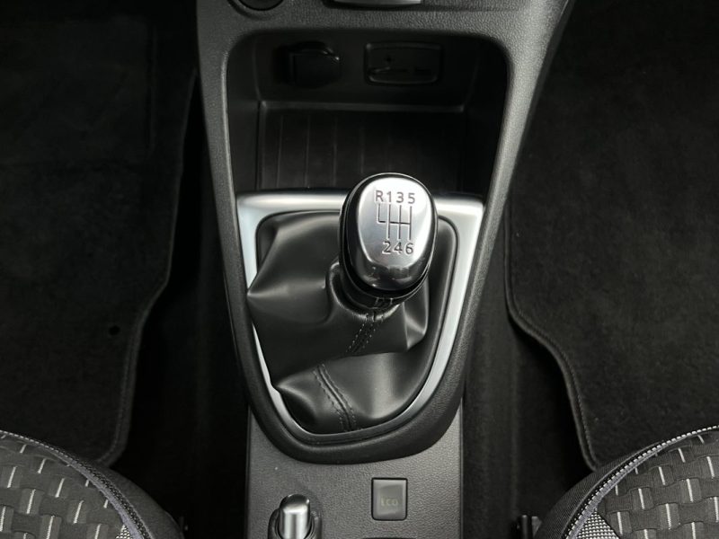 RENAULT CAPTUR PHASE 2 INTENS 1.3 TCE 130 Cv 1ERE MAIN GPS FEUX LEDS CRIT AIR 1 - GARANTIE 1 