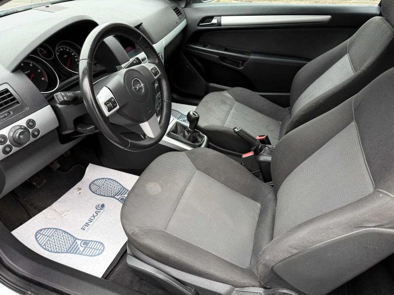 OPEL ASTRA GTC 1.3 CDTI 90ch Enjoy – Look Sport – Régulateur – Clim – Révisée & Garantie