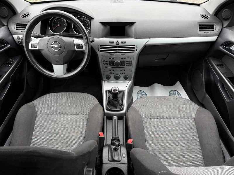 OPEL ASTRA GTC 1.3 CDTI 90ch Enjoy – Look Sport – Régulateur – Clim – Révisée & Garantie