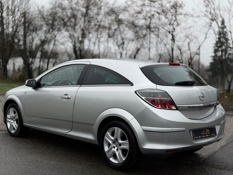 OPEL ASTRA GTC 1.3 CDTI 90ch Enjoy – Look Sport – Régulateur – Clim – Révisée & Garantie