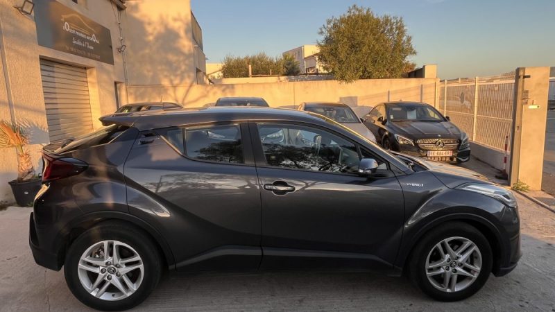 TOYOTA C-HR 122H DYNAMIC 2WD E-CVT MY20 2020