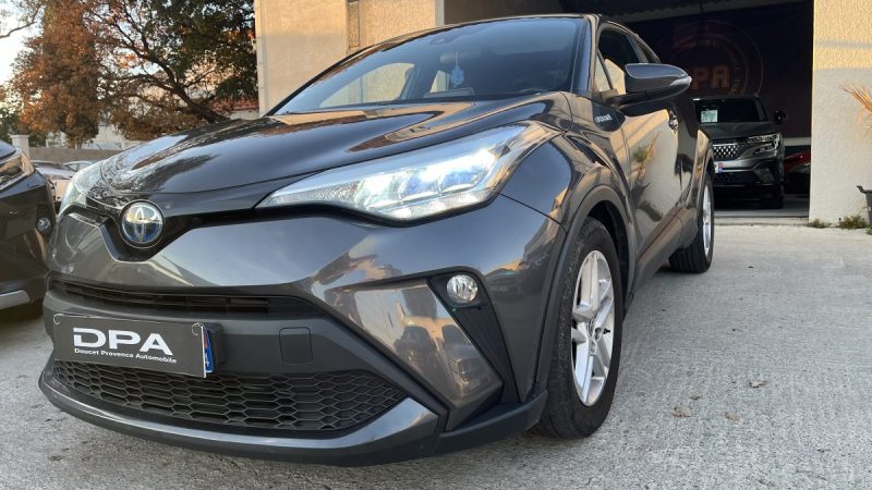 TOYOTA C-HR 122H DYNAMIC 2WD E-CVT MY20 2020
