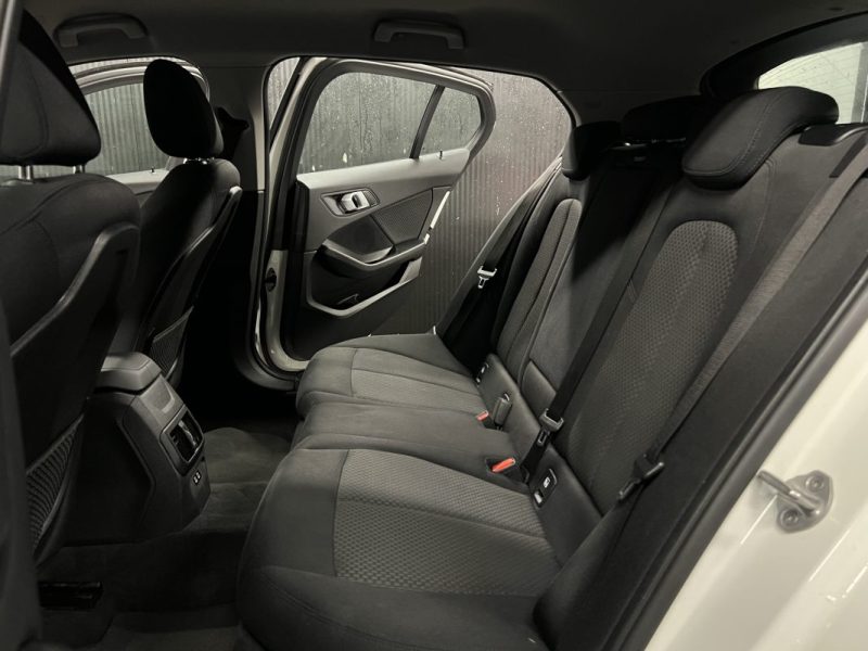 BMW SERIE 1 118i F40 1.5i 140 Cv 34 800 Kms / APPLE CARPLAY BVA7 5 PORTES - GARANTIE 1 AN