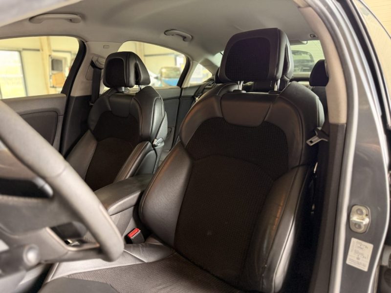 CITROËN C5 EXCLUSIVE HYDRACTIVE 2.0 HDI 140 CV / EMBRAYAGE NEUF / 2010 / 134.000KM /