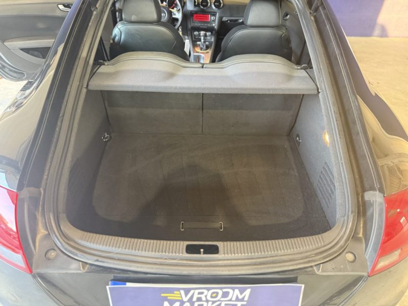 AUDI TT 2.0 FSI / 200CH / S LINE / SIÈGES SPORT CUIR / RADAR RECUL / SONO / 2010 / 181.000KM / 