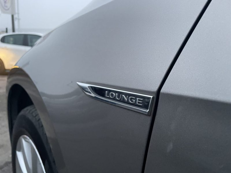 VOLKSWAGEN GOLF 1.6 TDI 105 ch BVM5 - CAMERA RECUL - ENTRETIEN COMPLET