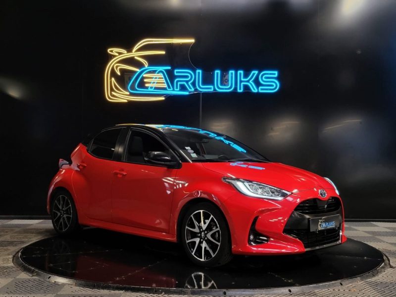 TOYOTA YARIS  IV 116H LA PREMIERES TOIT PANORAMIQUE / JBL / ANGLES MORTS / TETE HAUTE SUVI TOYOTA 