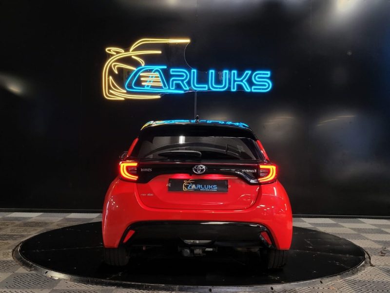 TOYOTA YARIS  IV 116H LA PREMIERES TOIT PANORAMIQUE / JBL / ANGLES MORTS / TETE HAUTE SUVI TOYOTA 